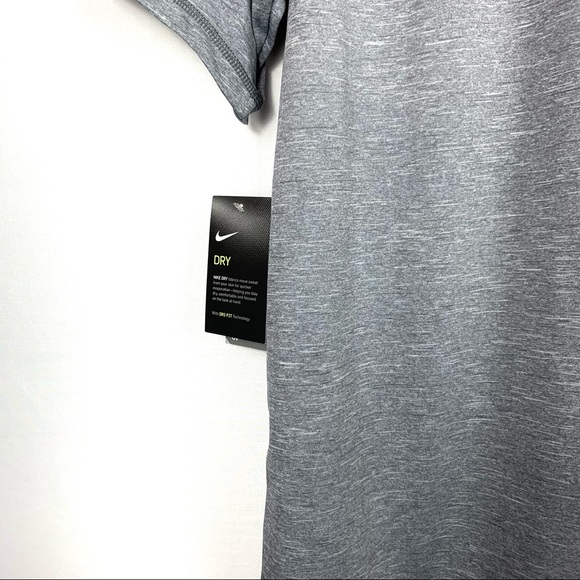NWT Nike Men's Short Sleeve Rashguard Swim Tee - Picture 4 of 4